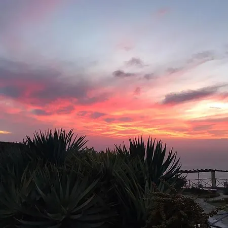 Ocean View 펜션 폰타 두 파르구